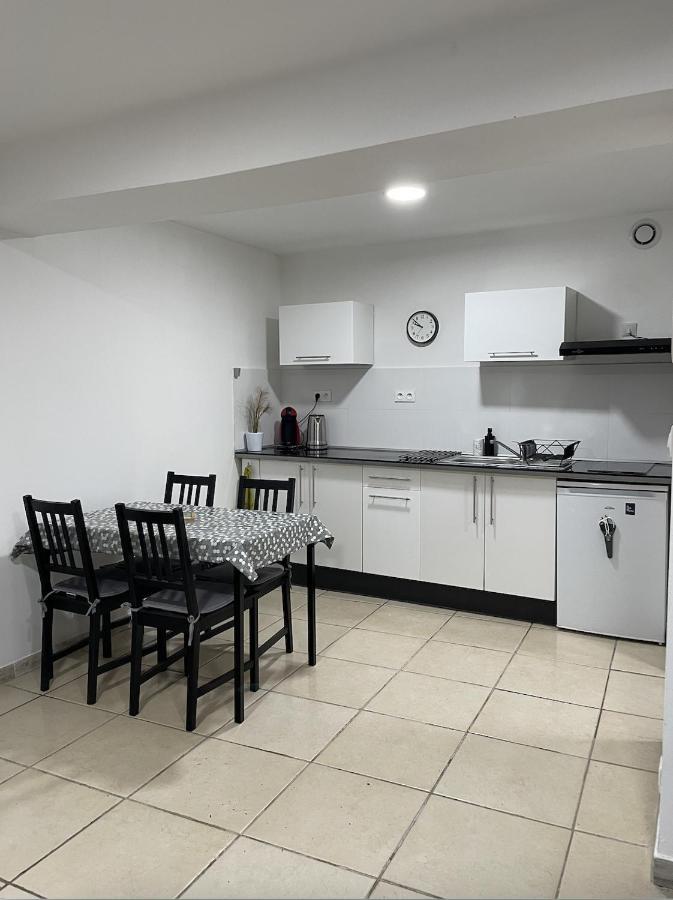 Appartement Cosy Au Coeur Du Panier Marseille Bagian luar foto